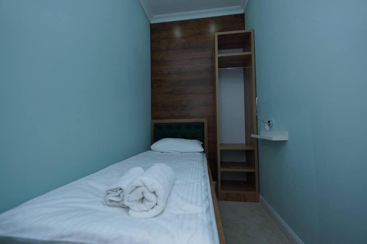Halal Apart Hotel Almaty Extérieur photo