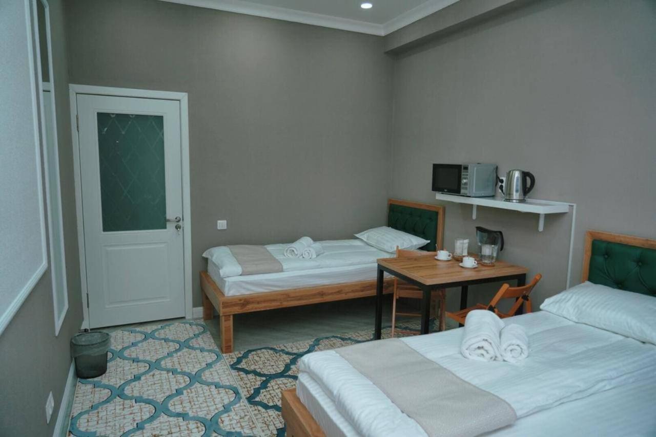 Halal Apart Hotel Almaty Extérieur photo